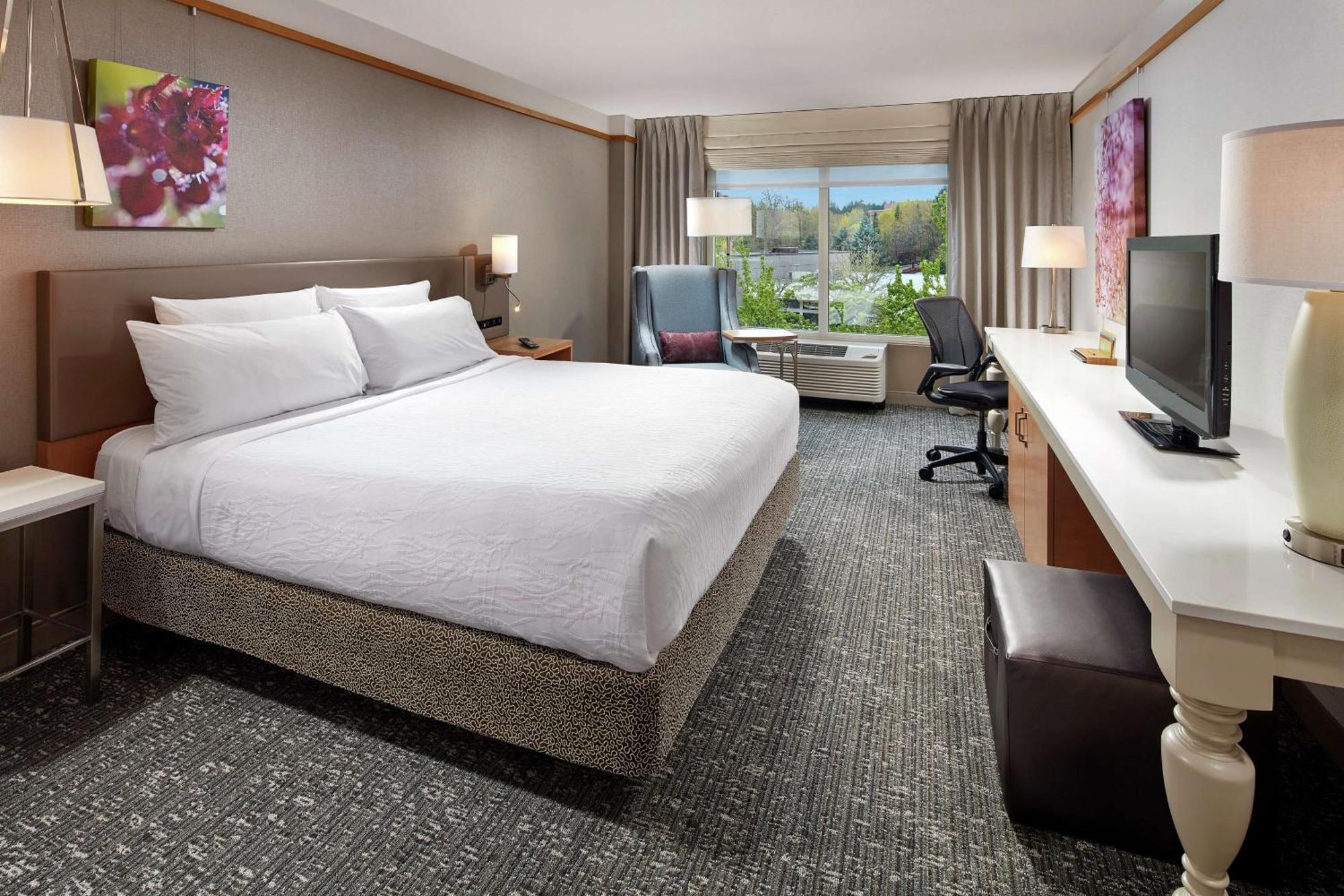 Premium King Room,1551981394:JPEG