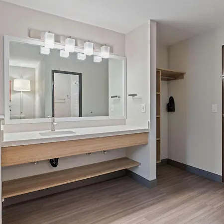 Best Western Lake Oswego Hotel & Suites-2